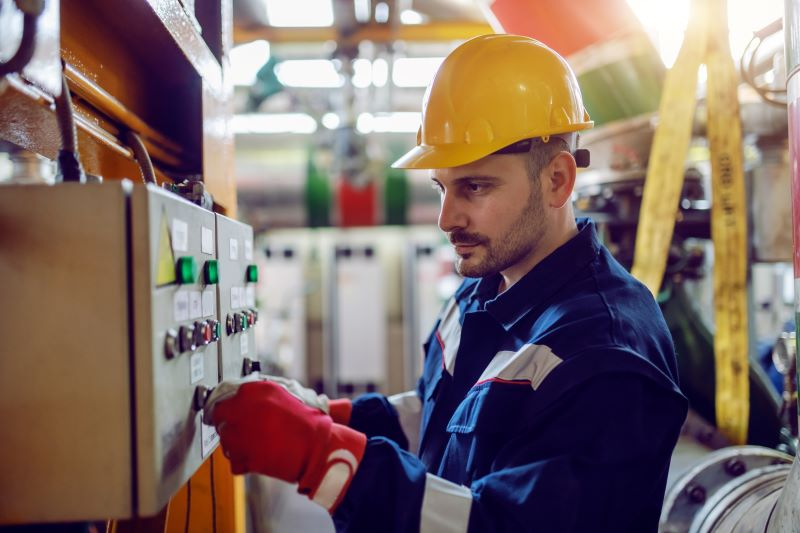 Viaceré metódy na odstraňovanie porúch energetických zariadení